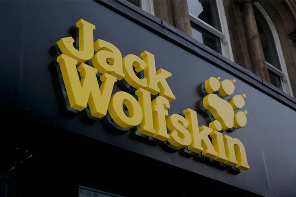 Page 11 1 Retail Sign - SignChain